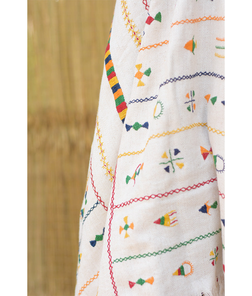 Off White Siwa Embroidered Linen Shawl - Louisa