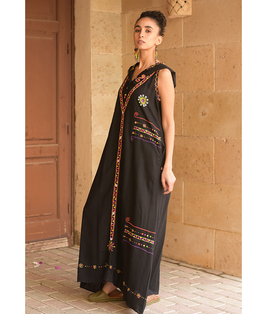 Black Siwa Embroidered Linen Dress with Hoodie handmade in Egypt & available at Jozee Boutique.