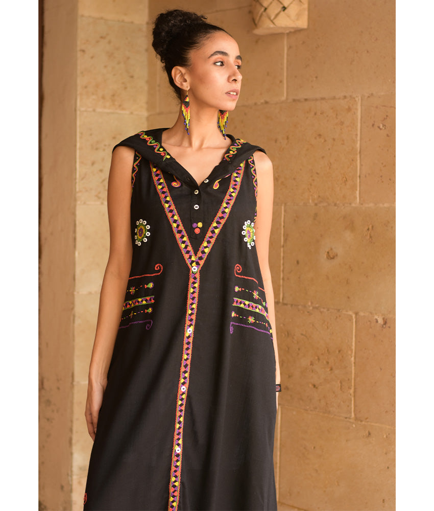 Black Siwa Embroidered Linen Dress with Hoodie handmade in Egypt & available at Jozee Boutique.