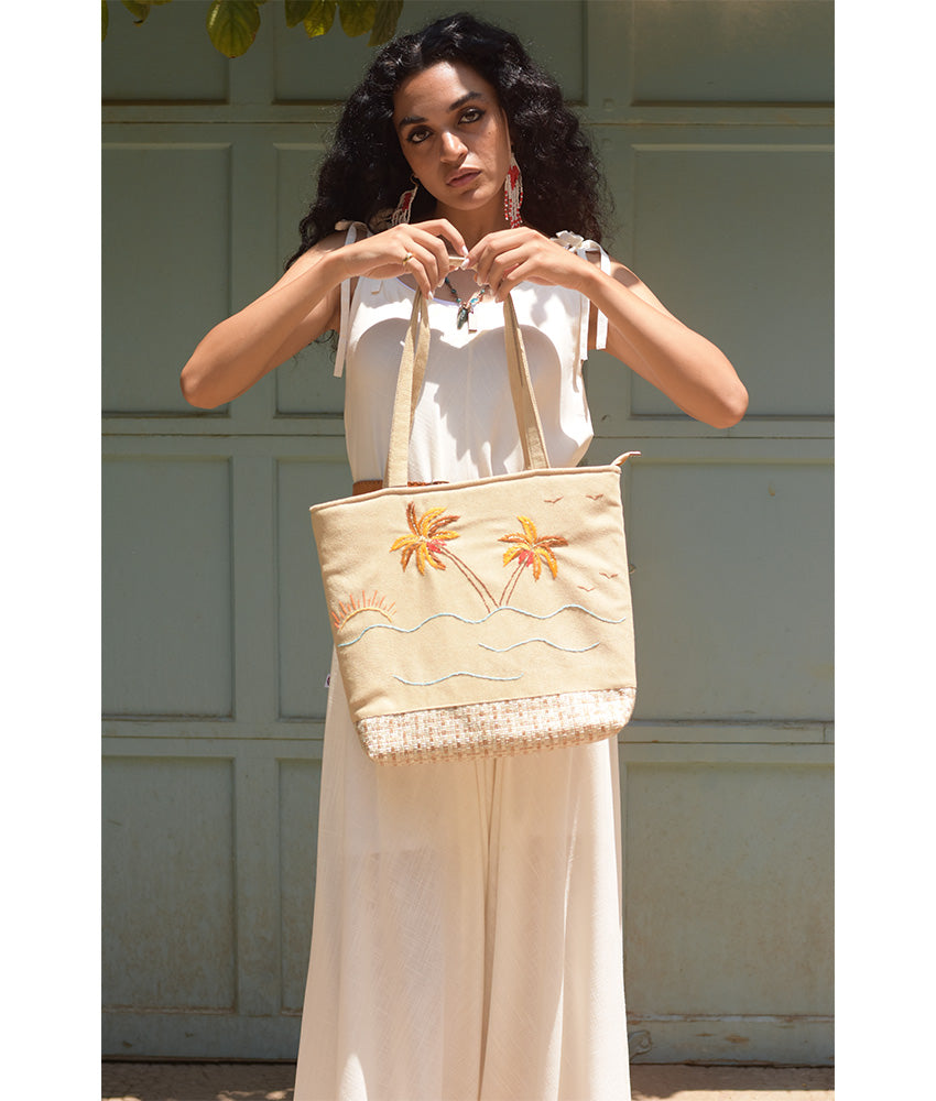 Off white Embroidered Palm Linen Tote Bag handmade in Egypt & available at Jozee Boutique.handmade in Egypt & available at Jozee Boutique.