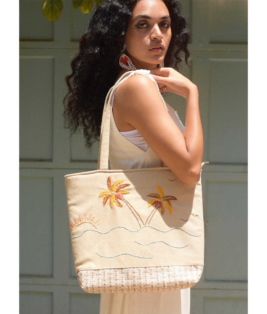 Off white Embroidered Palm Linen Tote Bag handmade in Egypt & available at Jozee Boutique.handmade in Egypt & available at Jozee Boutique.