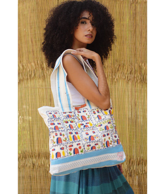 Off White Embroidered Tote Bag – Fatoum