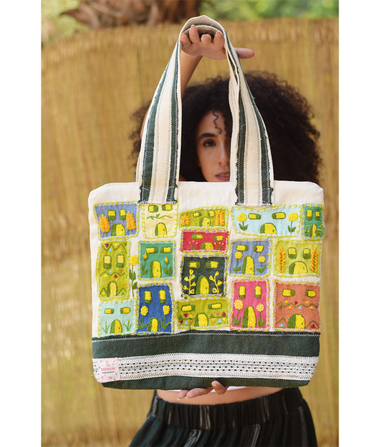 Off White Embroidered Tote Bag – Fatoum