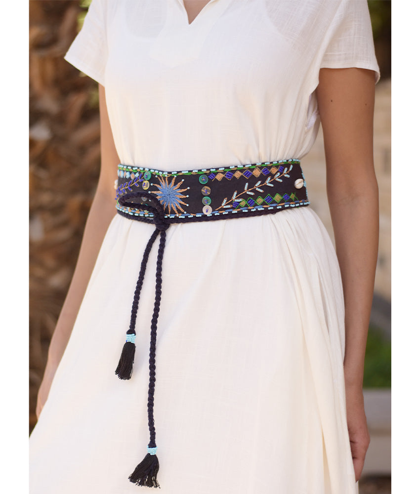 Black Saint Catherine Embroidered Thin Belt